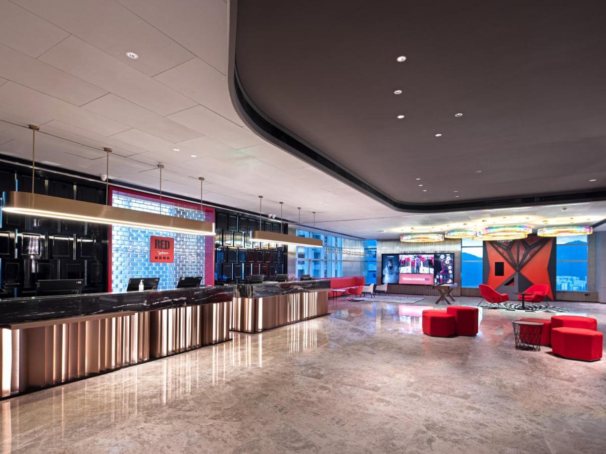 Radisson Red Hotel Zhuhai Gongbei Port Bagian luar foto