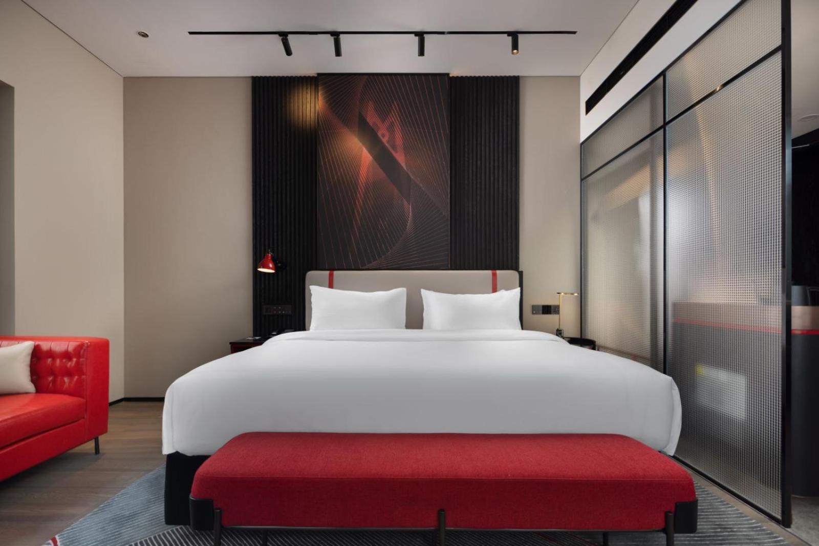 Radisson Red Hotel Zhuhai Gongbei Port Bagian luar foto