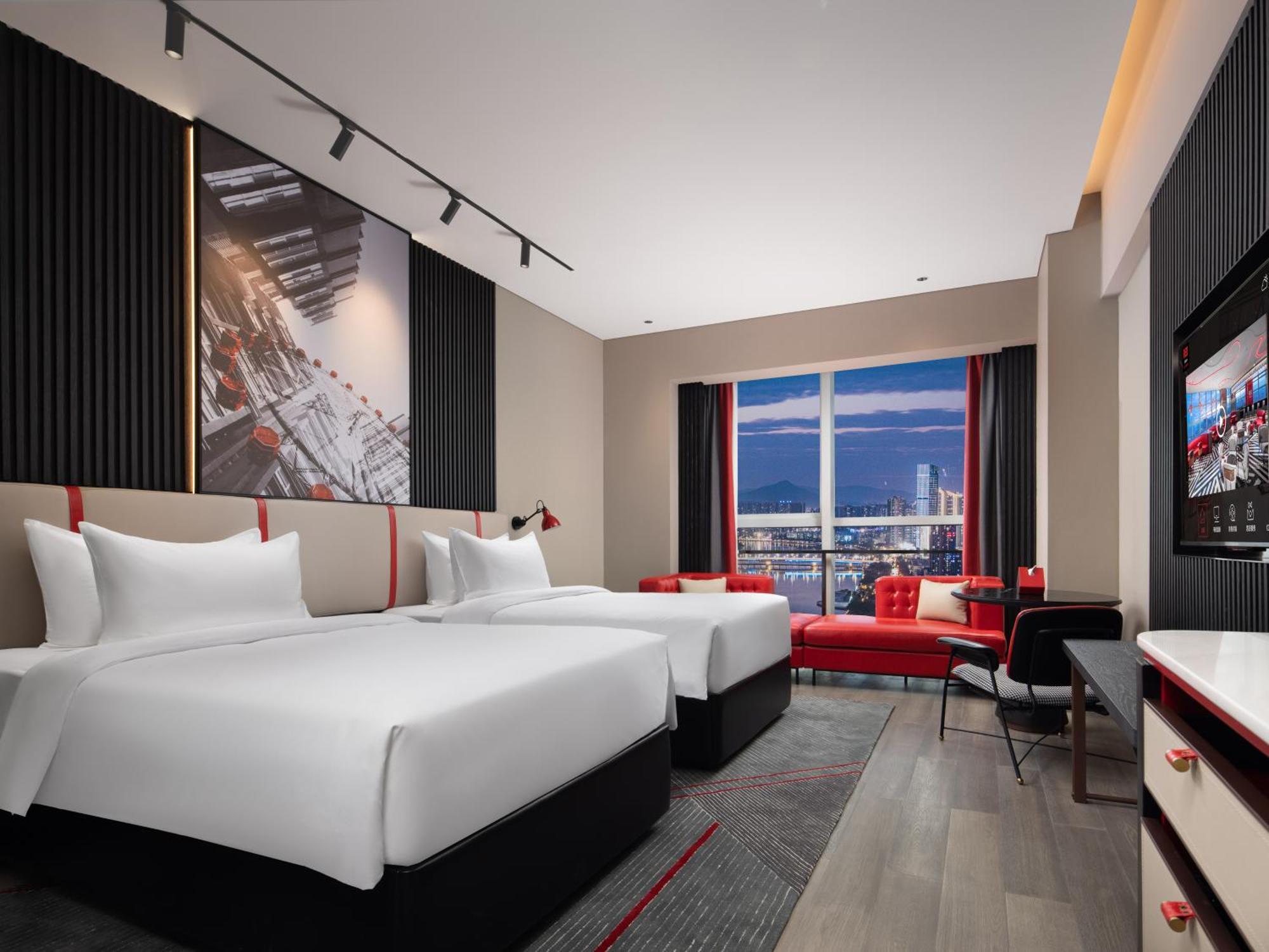 Radisson Red Hotel Zhuhai Gongbei Port Bagian luar foto